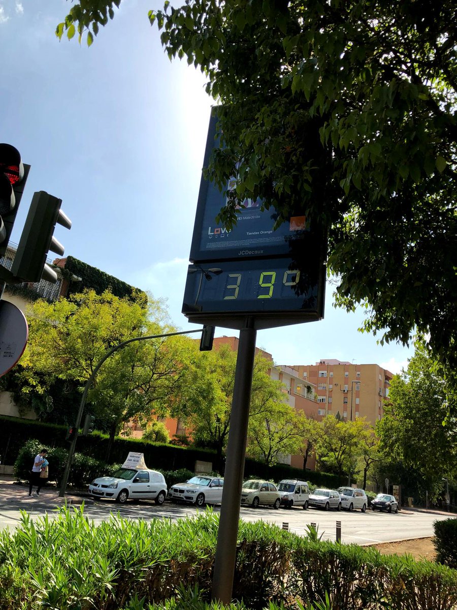 UCI Pediatría HospitalUvRocío tweet media