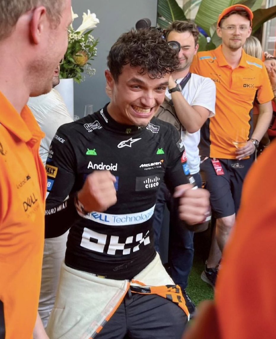 f1aitaa's tweet photo. hiii,I'm not new to #f1twt but I've never had moots to interact with

• I'm 17 y/o and from Spain
•My favs are LN4 and CS55 and McLaren as a team but I also like other drivers
• I've been watching F1 since 2017
•she/her and 🏳️‍🌈

likes and retweets are very much appreciated🫶🏼🫶🏼 https://t.co/g65KSHBk8c