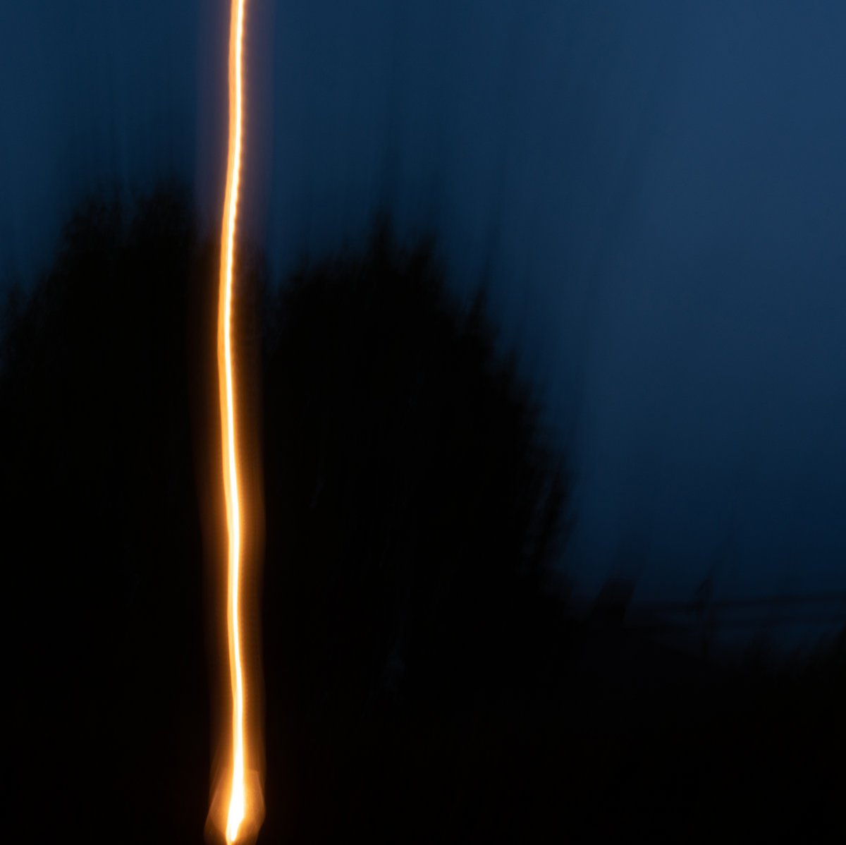 #NowListening to @_loscil_ Umbel, for me it reflets this liminal sense I feel in the UK at the moment, of wet summers going by, a hesitent turn inwards when, as July 1st arrives, I seek the outer, but a rising of inner forces, a clarity of mind, a transitory state. #ambientmusic