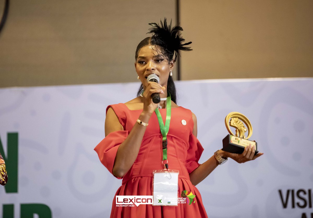 LadyAkwaugo1's tweet photo. Happy New Month Fam, it's my season of Greatness, High Favour, Blessings, Great Grace and Glory!

God has remembered me. I'm not small.
#GlobalVisibility #GlobalRecognition #MyNewSeason #GodIsDoingANewThing #MostAwardedOAPSouthEast #IntlAward #IntlMC #Rwanda #VAW2024 #Kigali https://t.co/luttlc8Vvz