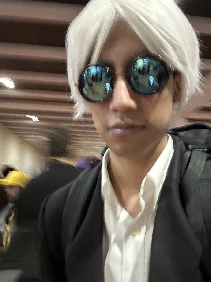RavenCosplays tweet media