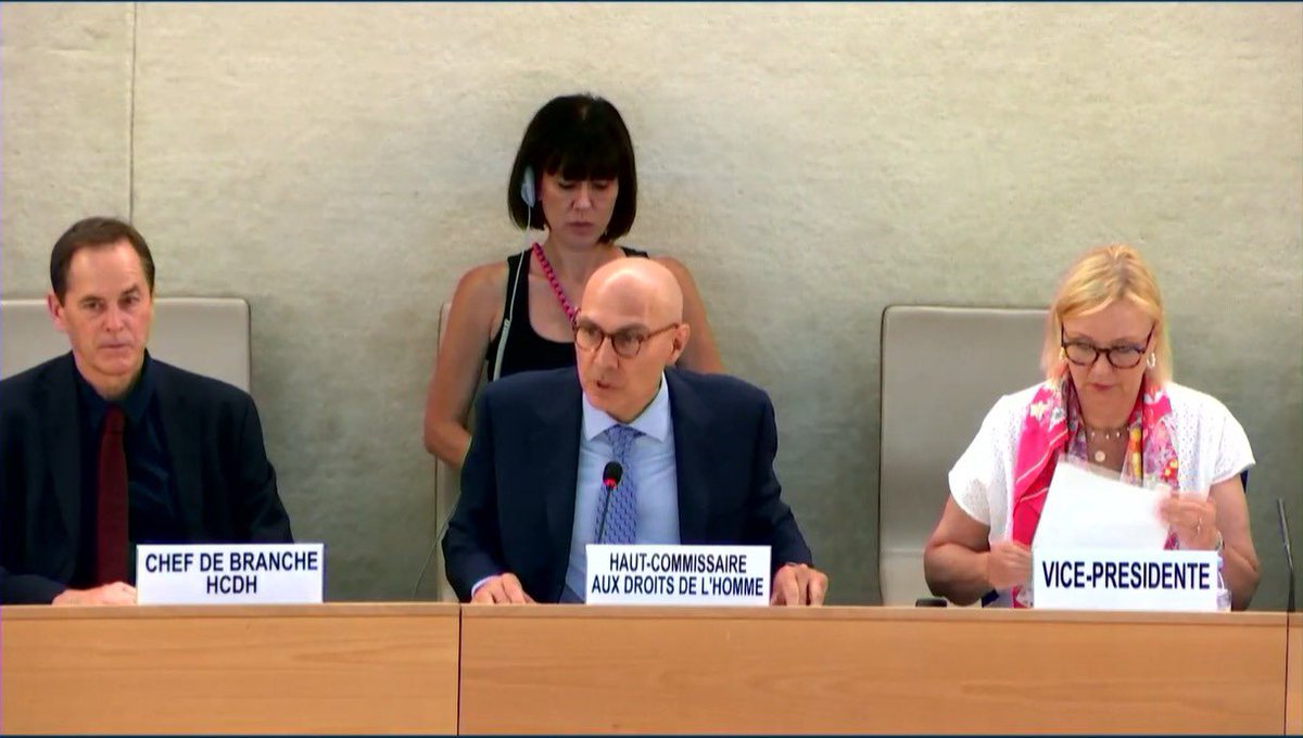 📣#Live de la table ronde annuelle sur les impacts négatifs du  #changementclimatique sur les #droithumains, un 🧶 à dérouler :