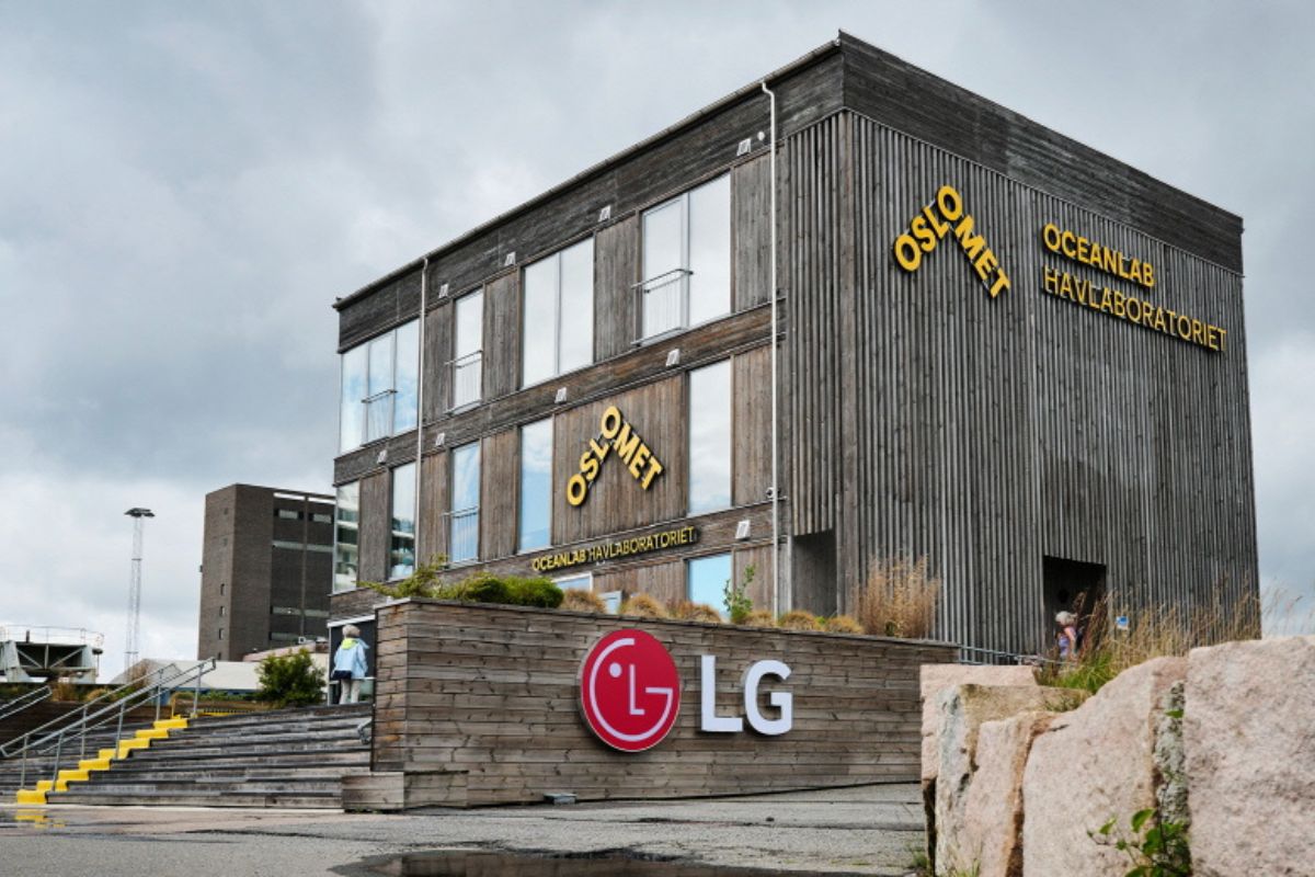 LG have established a global R&amp;D triangle to develop high-performance heat pumps that operate in extreme cold weather unlocknetzero.co.uk/projects-innov… #action #learnfromdoing #solutionsatscale #togetherwecan