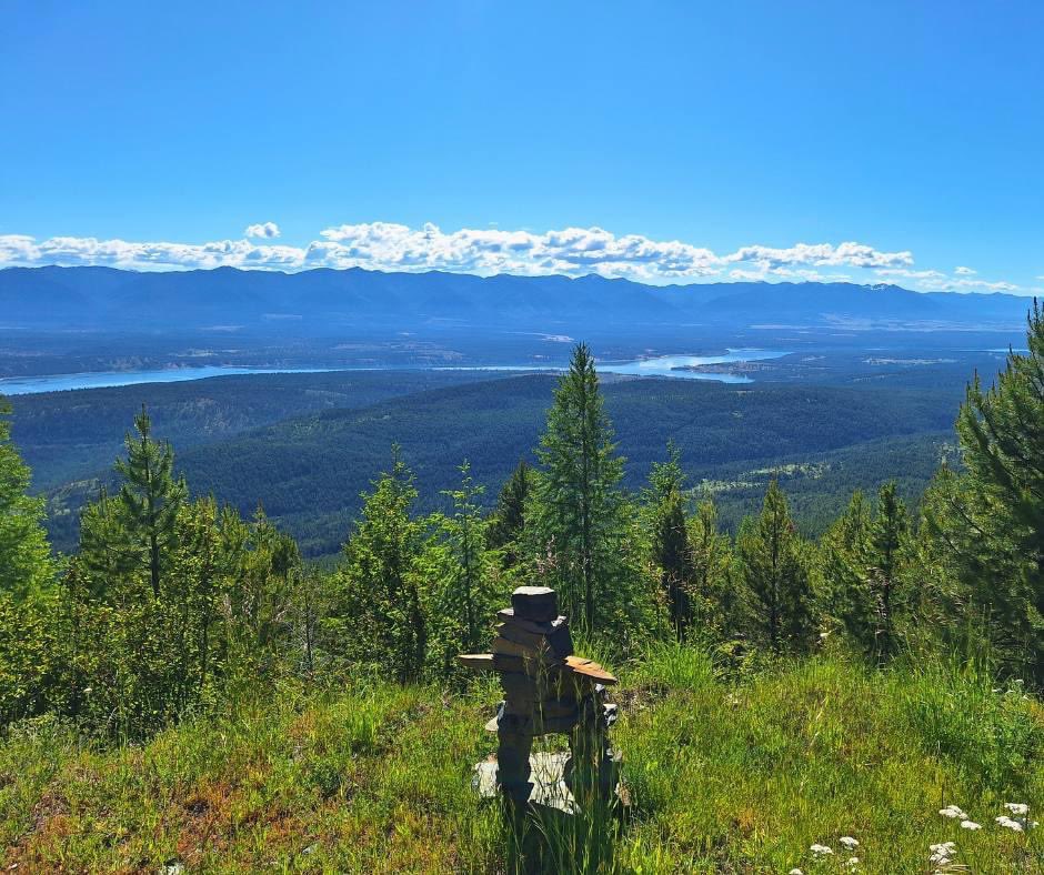VAST_Resource's tweet photo. Happy Canada Day! This shot was taken from the Gold Mountain overlooking Koocanusa. Just another day at the office!😎
~Photo by Shawn Jones https://t.co/x73QDpJrp9