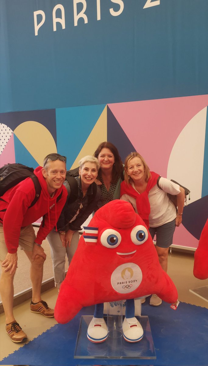 STMMFL's tweet photo. Avec Phryge, the official Olympic mascot of Paris 2024: https://t.co/NHKMgWLfzz