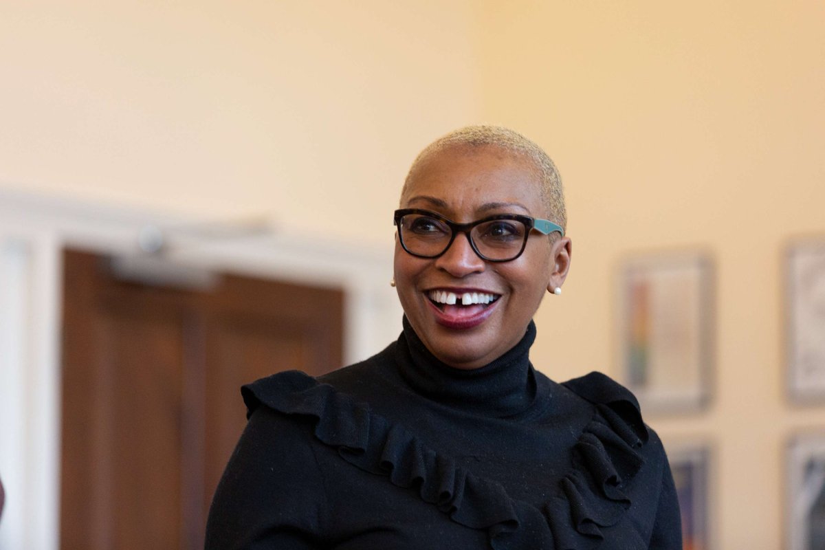 Uni of Birmingham (@unibirmingham) on Twitter photo We're delighted to announce the appointment of one of the country’s preeminent lawyers & equality rights champion as our new Chancellor.
<a href="/SandieOkoro/">Sandie Okoro OBE</a> is a highly respected trailblazer in the corporate legal sector and a University of Birmingham graduate!
birmingham.ac.uk/news/2024/sand… We're delighted to announce the appointment of one of the country’s preeminent lawyers & equality rights champion as our new Chancellor.
<a href="/SandieOkoro/">Sandie Okoro OBE</a> is a highly respected trailblazer in the corporate legal sector and a University of Birmingham graduate!
birmingham.ac.uk/news/2024/sand…