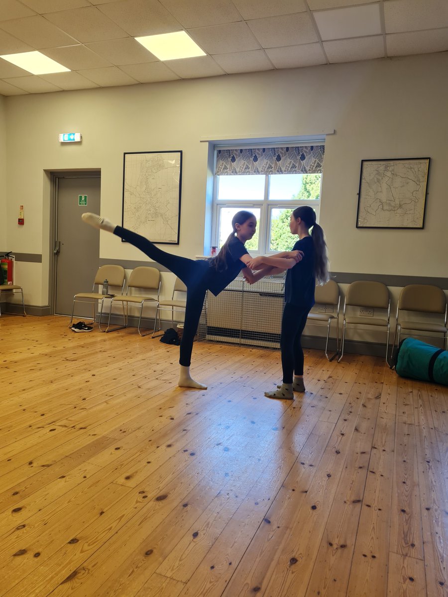 Meta4Dance Company tweet media