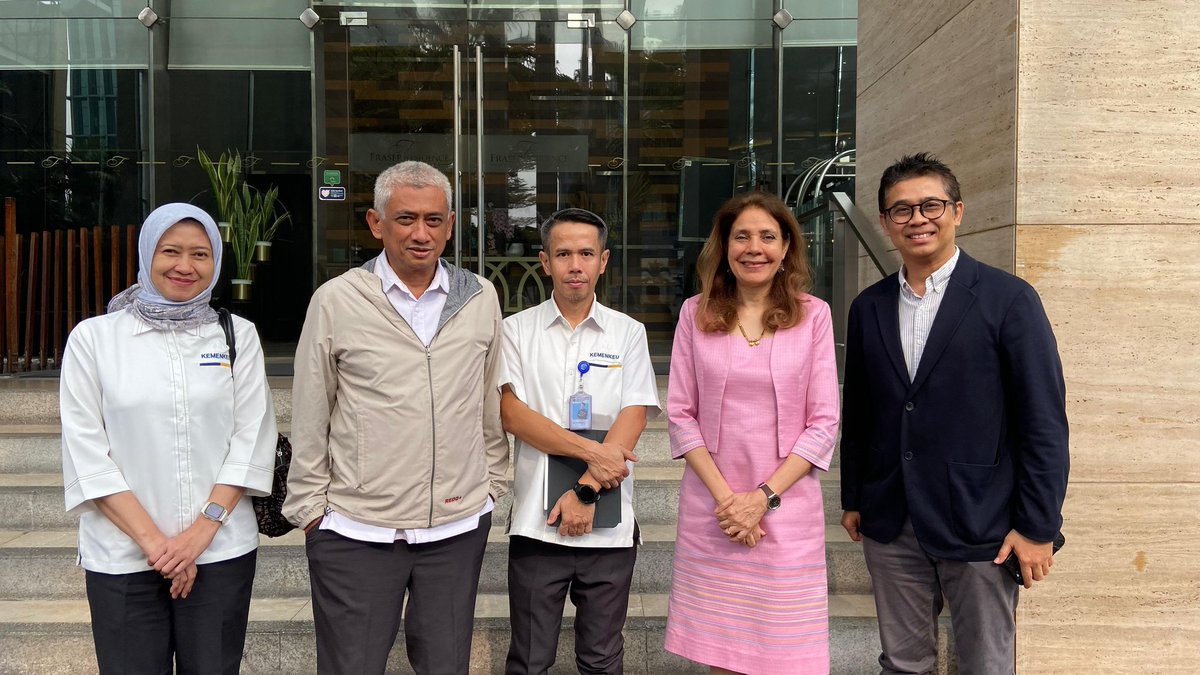 Great discussion with Bapak Joko Tri Haryanto, CEO of Indonesia Environment Fund <a href="/KemenkeuRI/">#UangKita</a>. We discussed strategies for establishing a climate resilience fund (CRF) and bringing on board development banks to serve as guaranteers in support of NDCs. Looking forward to a soft