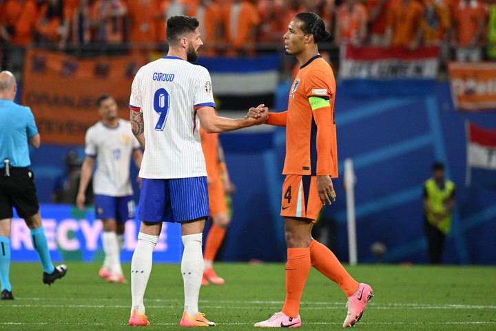BETSiE_Predicts's tweet photo. Romania vs Netherlands Projection

ROM 0.75 - 1.81 NED
Tip: Romania +1.25 AH
Odds: 1.83 (currently 1.86)  
Stakes: 2 Units https://t.co/WJDF0McSMq