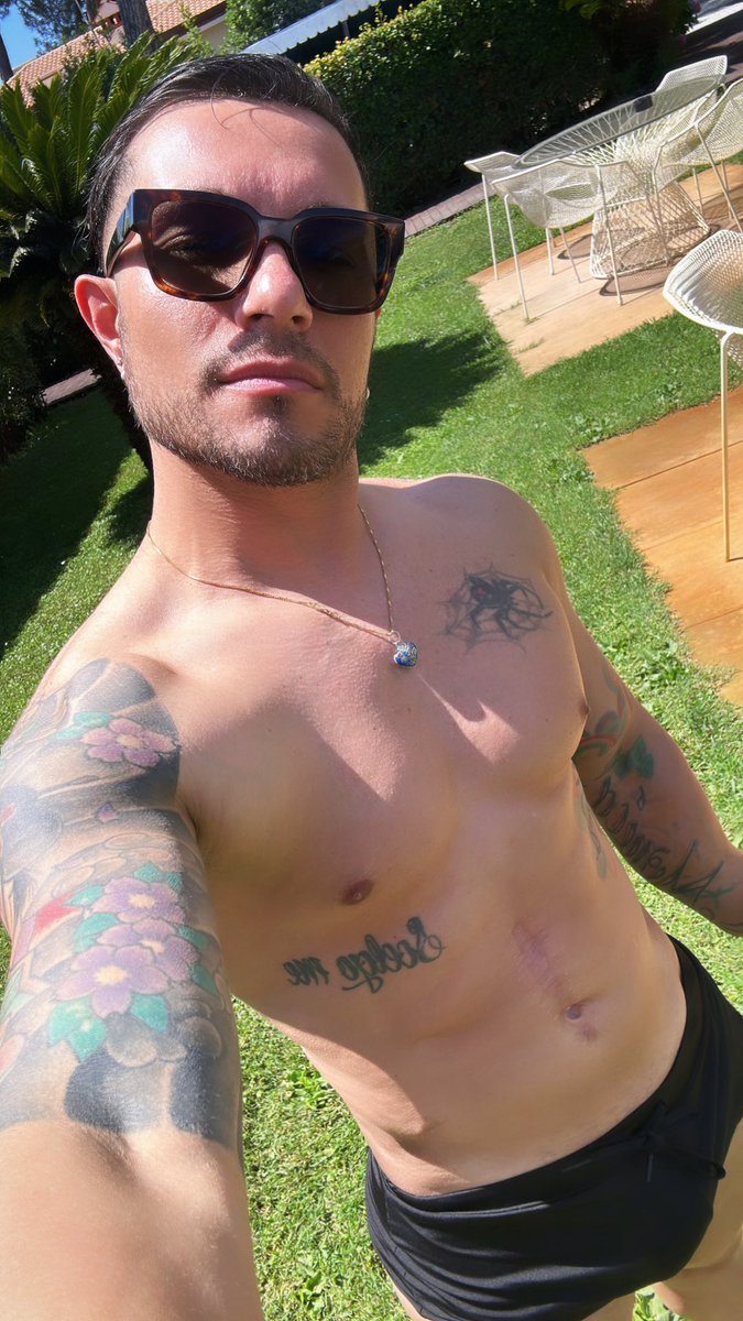 Marco Carta tweet media