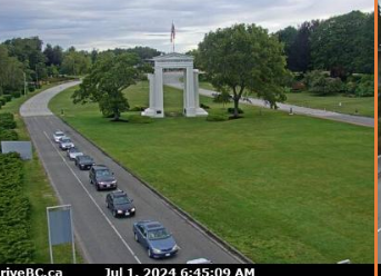 NewsRadioVAN's tweet image. 7:00-#USBorder
Traffic starting to bulld at Peach Arch.10-20 minute wait SB
5-10 at Pacific Hwy and Sumas
Aldergrove opens at 8;00 AM.