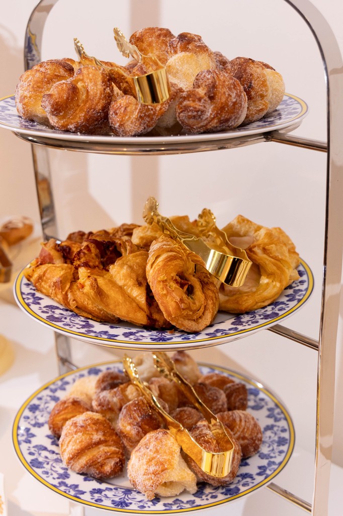DesignCuisine's tweet photo. Brunch goals achieved! Throwback to Haddad Media's 31st Anniversary WHC Garden Brunch!
.
.
.
#DesignCuisineEvents #DC #WashingtonDC #dcweddingplanners #dcweddings #dcbrides #dcfoodie #weddingcatering #dccatering #creativefood #foodie #weddingplanners #events #eventsdc https://t.co/Vz1n2i6sFd