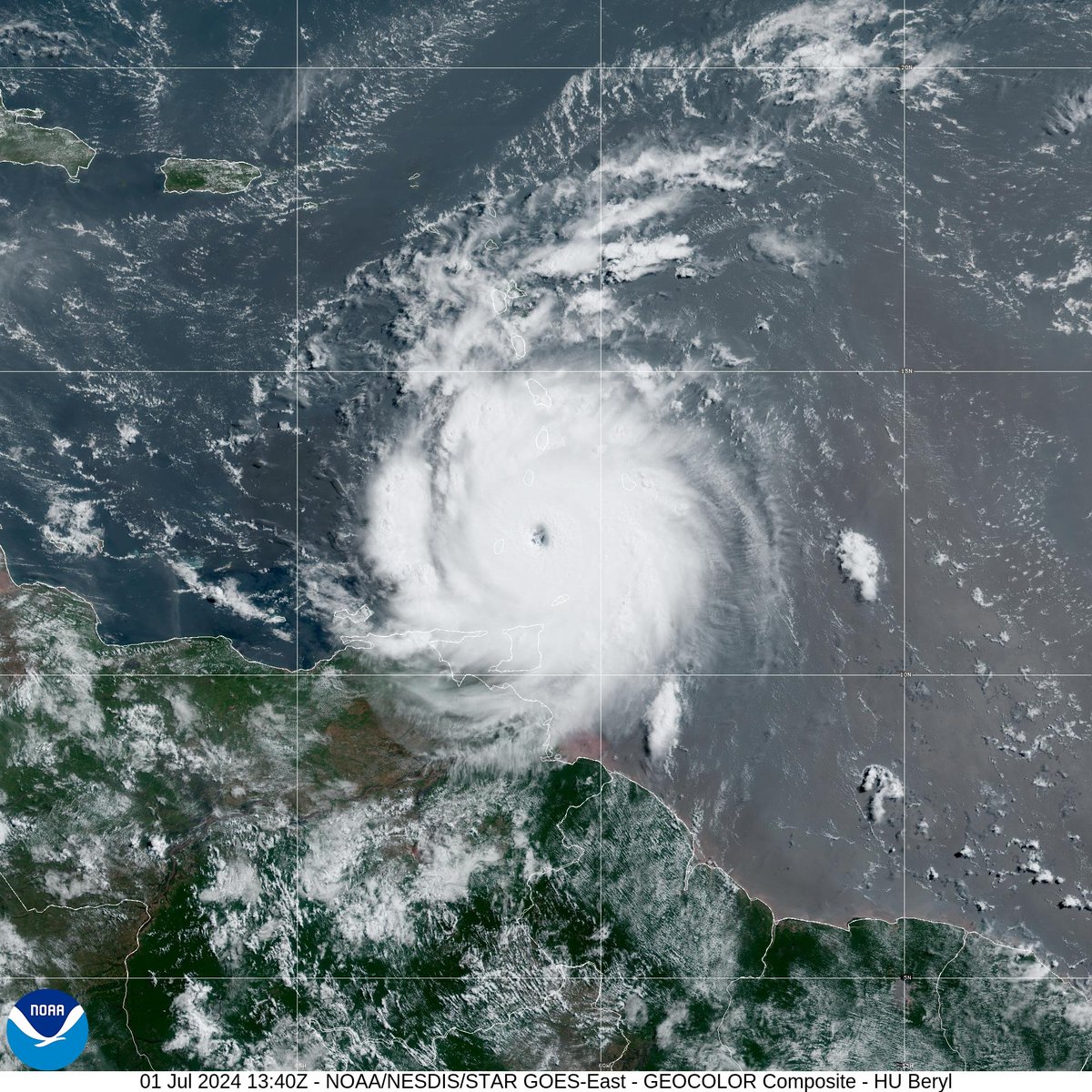 Jul 1 10AM AST Position: #Beryl  is nearing the southern Windward Islands and expected to make landfall within the next hour or two. This is an extremely dangerous and life-threatening situation. Take action now to protect your life! Visit hurricanes.gov for more info