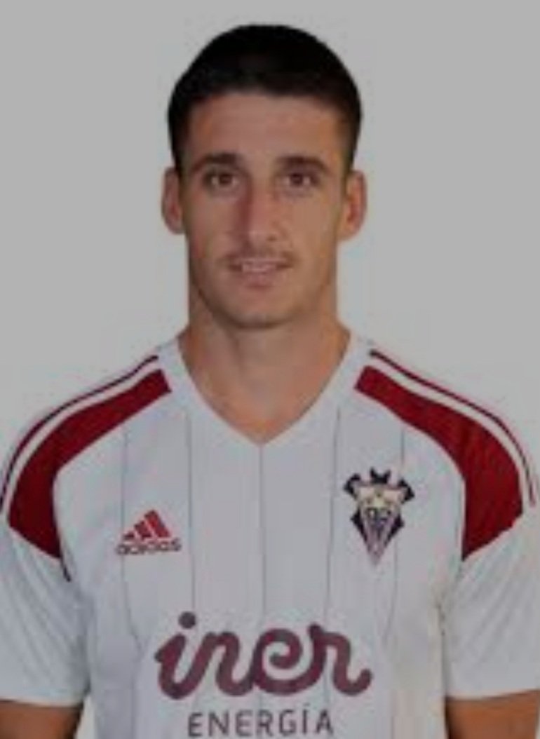 SDEibarFan's tweet photo. Elegir a uno para que venga https://t.co/oM898Fuzbp
