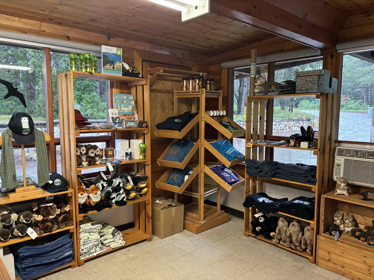 Looking for a perfect gift from your visit? Stop by our gatehouse! Whether you're seeking a cozy hoodie, a cuddly stuffed animal, or a practical keepsake, our gatehouse has something for everyone.
Stop in for a visit! #chutesprovpark #ontarioparksne #ontarioparks
