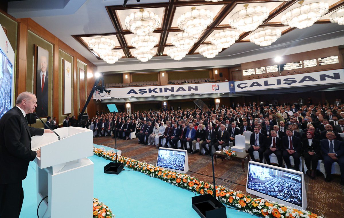 Mehmet Özhaseki (@mehmetozhaseki) on Twitter photo Cumhurbaşkanımız Sayın <a href="/RTErdogan/">Recep Tayyip Erdoğan</a>'ın teşrifleriyle, AK Parti'mizin "Yerel Yönetimler İstişare ve Değerlendirme Toplantısı"nı gerçekleştiriyoruz.
Sayın Cumhurbaşkanımızın liderliğinde; vatandaşlarımıza hizmet etmeye ve "Tevazu, Samimiyet ve Gayret" ile ülkemiz, milletimiz için Cumhurbaşkanımız Sayın <a href="/RTErdogan/">Recep Tayyip Erdoğan</a>'ın teşrifleriyle, AK Parti'mizin "Yerel Yönetimler İstişare ve Değerlendirme Toplantısı"nı gerçekleştiriyoruz.
Sayın Cumhurbaşkanımızın liderliğinde; vatandaşlarımıza hizmet etmeye ve "Tevazu, Samimiyet ve Gayret" ile ülkemiz, milletimiz için
