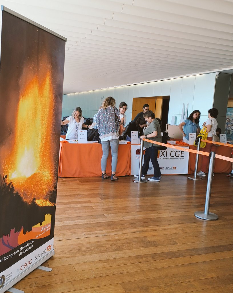 📢✨️Ya estamos calentando motores, hoy ya estamos de cursos, conexión geociencias y reencuentros etc. #XICongresoGeológico2024 #IGME_CSIC 👏👏👌