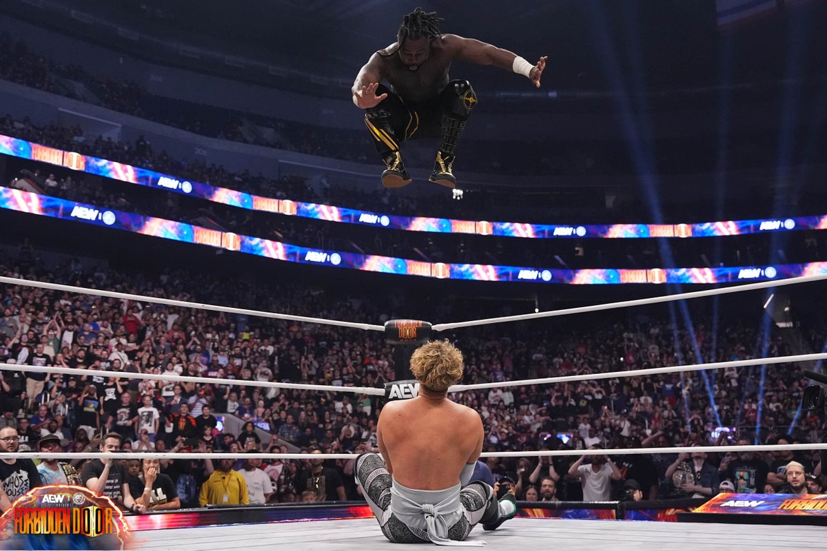AEW's tweet photo. It all came down to this!
The challenger &amp; #AEW International Champion @WillOspreay faced the #AEW World Champion @swerveconfident in a hellacious fight!

Did you miss the #ForbiddenDoor PPV?
Order it right now!
🔗 https://t.co/JlBXZPMlvR https://t.co/yjNFuAmjov