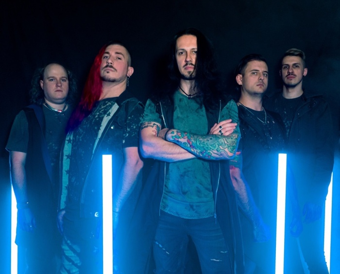 La banda de death metal melódico, Orpheus Omega, ha lanzado el video musical de su sencillo «The Tangle», parte de su próximo álbum «Emberglow», que se estrenará el 24 de julio de 2024 a través de <a href="/wormholedeath/">wormholedeath</a> .

atanathos.com/2024/07/01/el-…