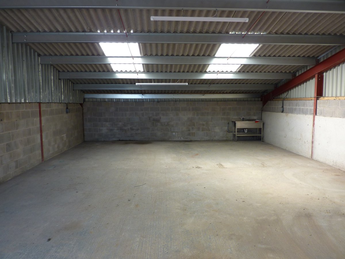 Forge_Property's tweet image. We are advertising to let a number of industrial units at Bryn-y-Pys Home Farm in Overton, near Wrexham. Find out more about the 4 units here forgeproperty.co.uk/blog/four-indu… #industrialunits #industriallettings #propertytolet #farmbuildings #Wrexham #Overton