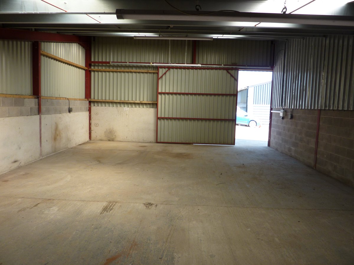 Forge_Property's tweet image. We are advertising to let a number of industrial units at Bryn-y-Pys Home Farm in Overton, near Wrexham. Find out more about the 4 units here forgeproperty.co.uk/blog/four-indu… #industrialunits #industriallettings #propertytolet #farmbuildings #Wrexham #Overton