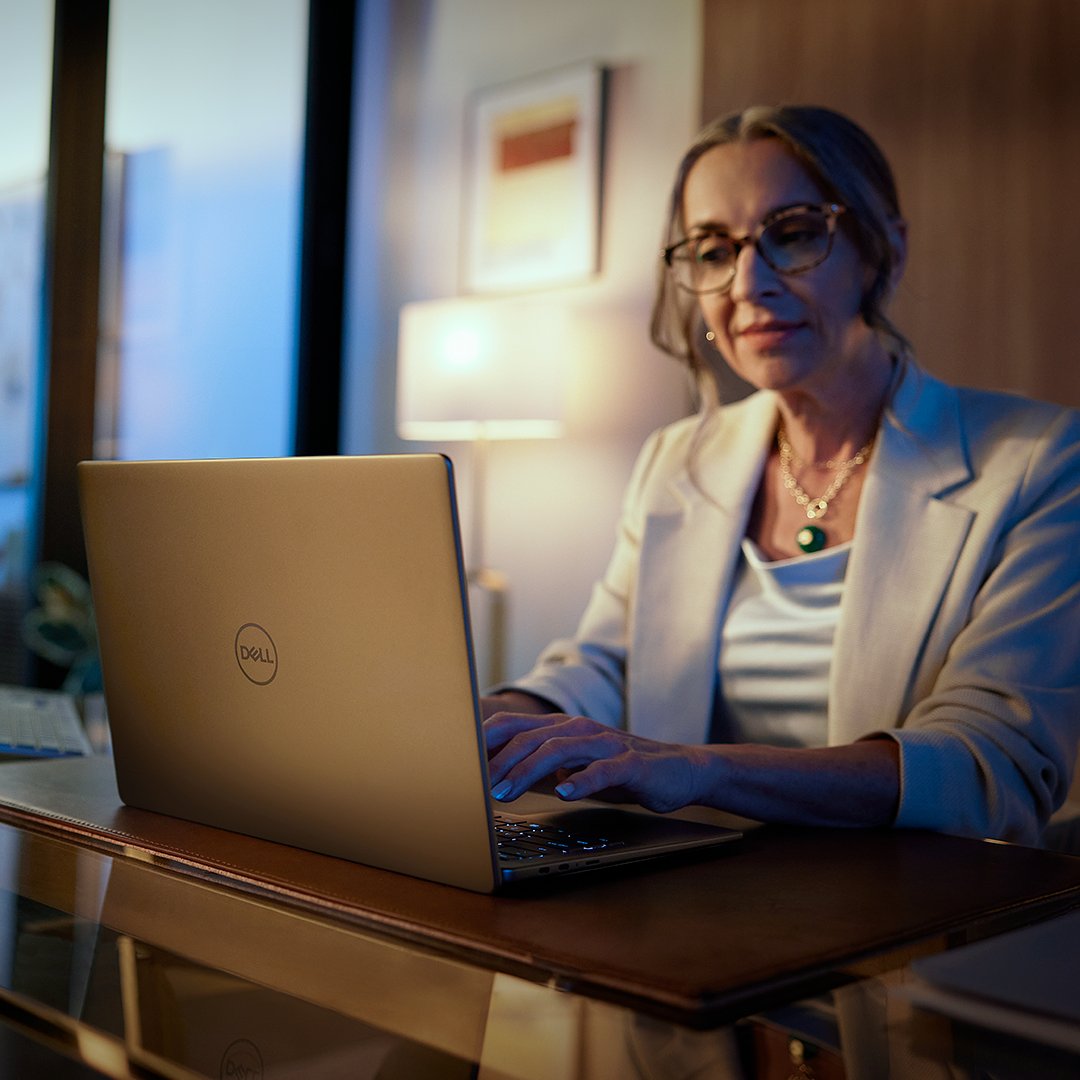 Impress bosses and coworkers with #Latitude 7455 Copilot+ PC.📈

This is Generation #AI. 💪