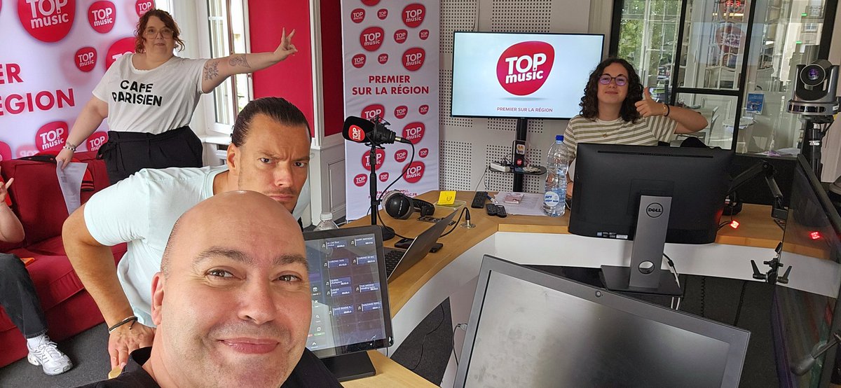 Coucouuuuuu c'est parti pour la dernière semaine de la saison 😁 Et jeudi nous aurons une émission spéciale bêtisier du 16-19 😁