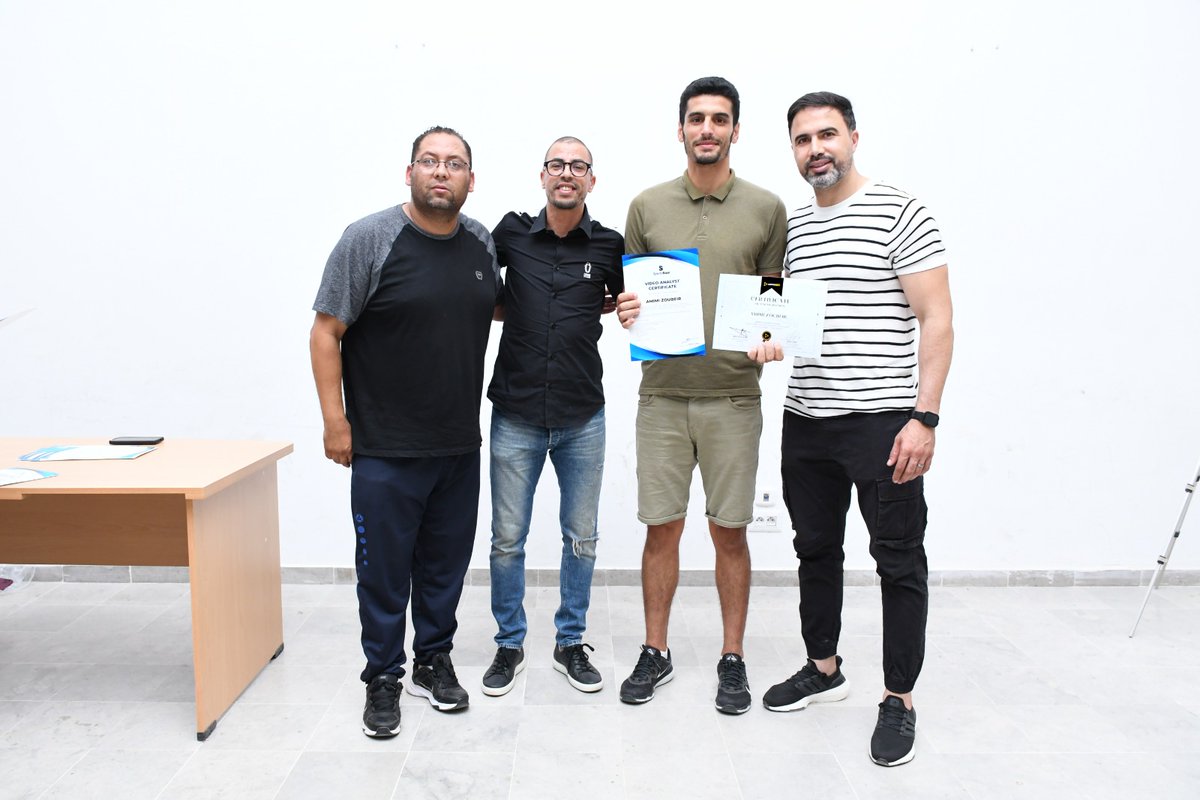 #football
#Video #analyst