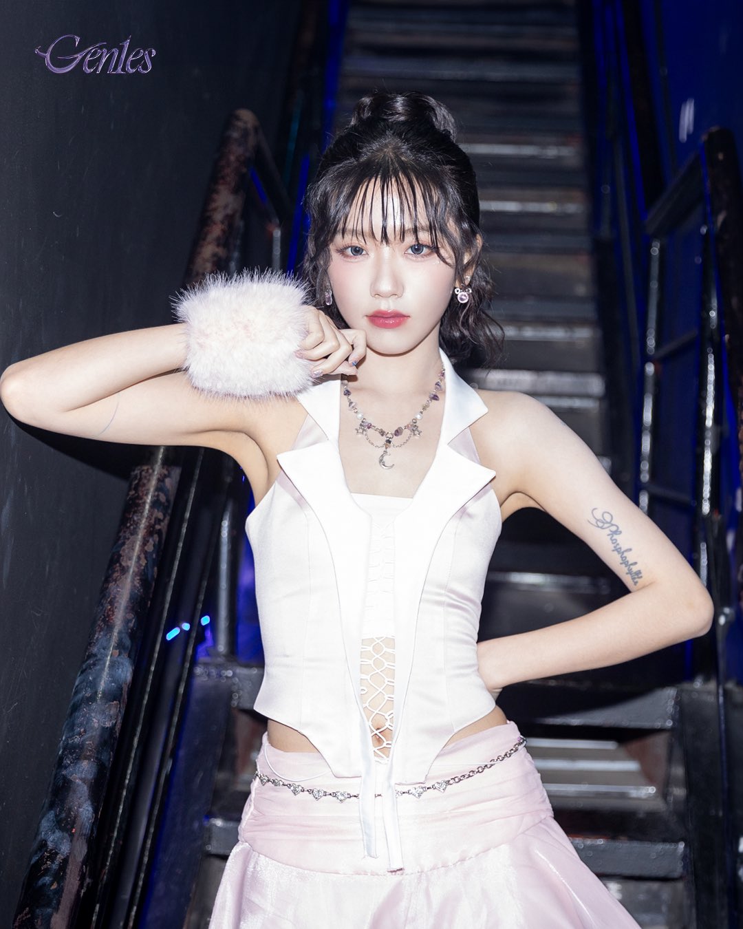 GRaLcSdakAAcKC1?format=jpg&name=large