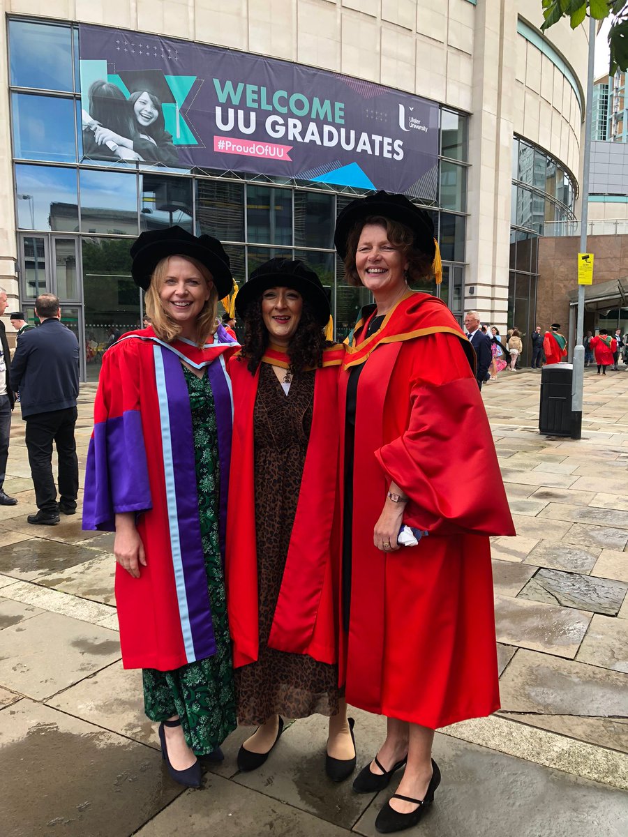 🎉 Huge congratulations to Dr <a href="/Kairen03473199/">Kairen McCloy</a> who graduated today with her #PhD <a href="/UlsterINHR/">Ulster Uni INHR</a> <a href="/UlsterUniPhD/">Doctoral College</a> 👏🏾🎓

Co-supervised by <a href="/jh_gracey/">Jackie Gracey</a>, <a href="/ProfCiaraHughes/">Ciara</a>, <a href="/drlynn_dunwoody/">Lynn Dunwoody💙💛</a> 

#ProudofUU