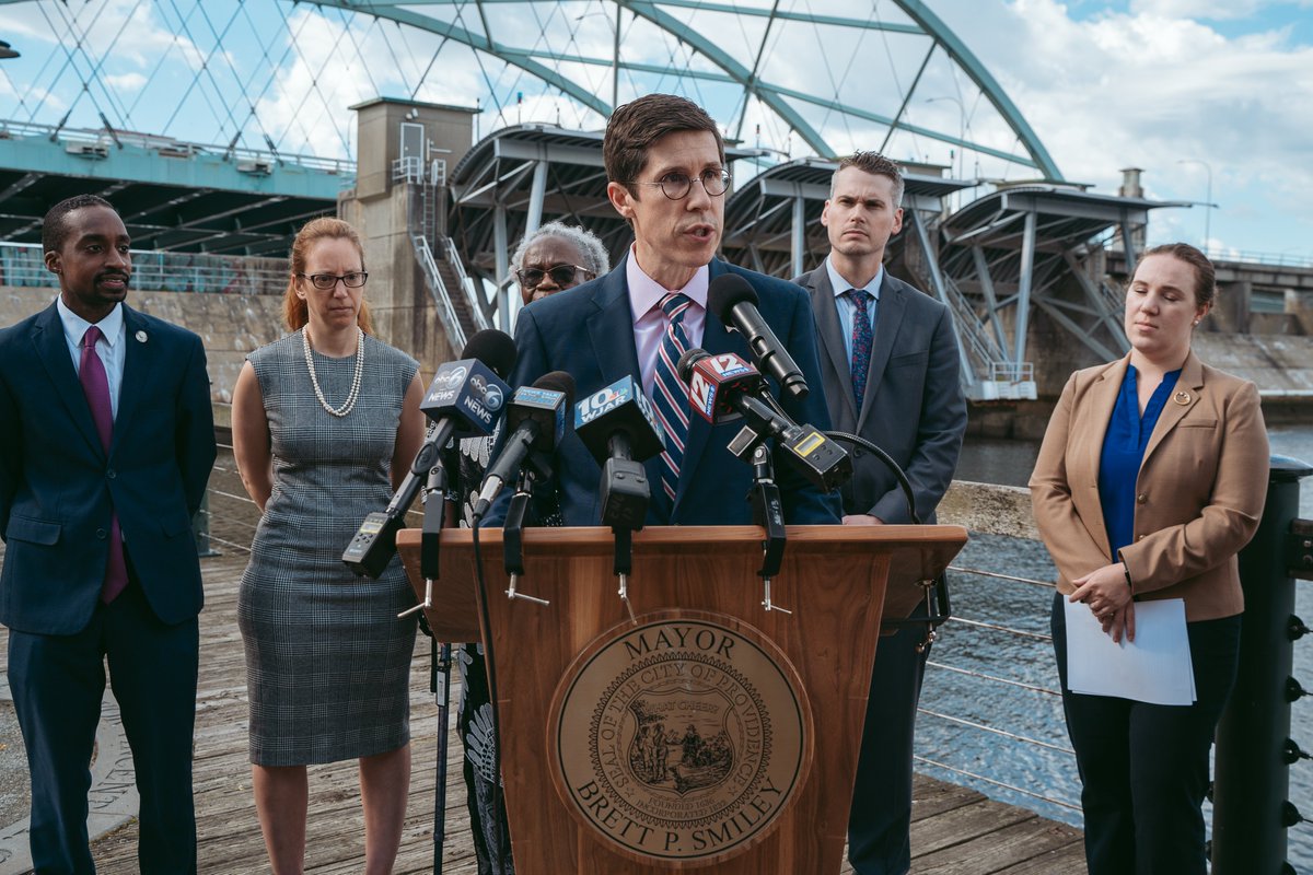 Mayor Brett Smiley tweet media