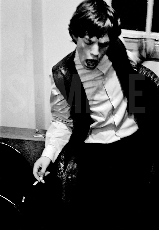 We are really pleased to release 10 photographs of The Rolling Stones by Gus Coral shot before they were famous in 1963.

Now available as limited edition prints for the first time ever: sotamarketplace.co/pages/seller-p… #RollingStones #THEROLLINGSTONES #MickJagger #Memorabilia