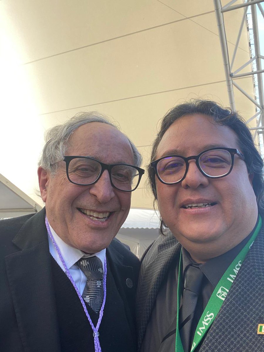 gapcorona's tweet photo. Felicidades al Dr David Kersenovich al haber sido nombrado Secretario de Salud de nuestra nación, en el próximo gobierno de la Dra @Claudiashein. Hombre de ciencia, tenacidad, valor y carácter. Felicidades y Enhorabuena, Maestro. México sigue construyendo un país de bienestar. https://t.co/rDEAq8gzMq