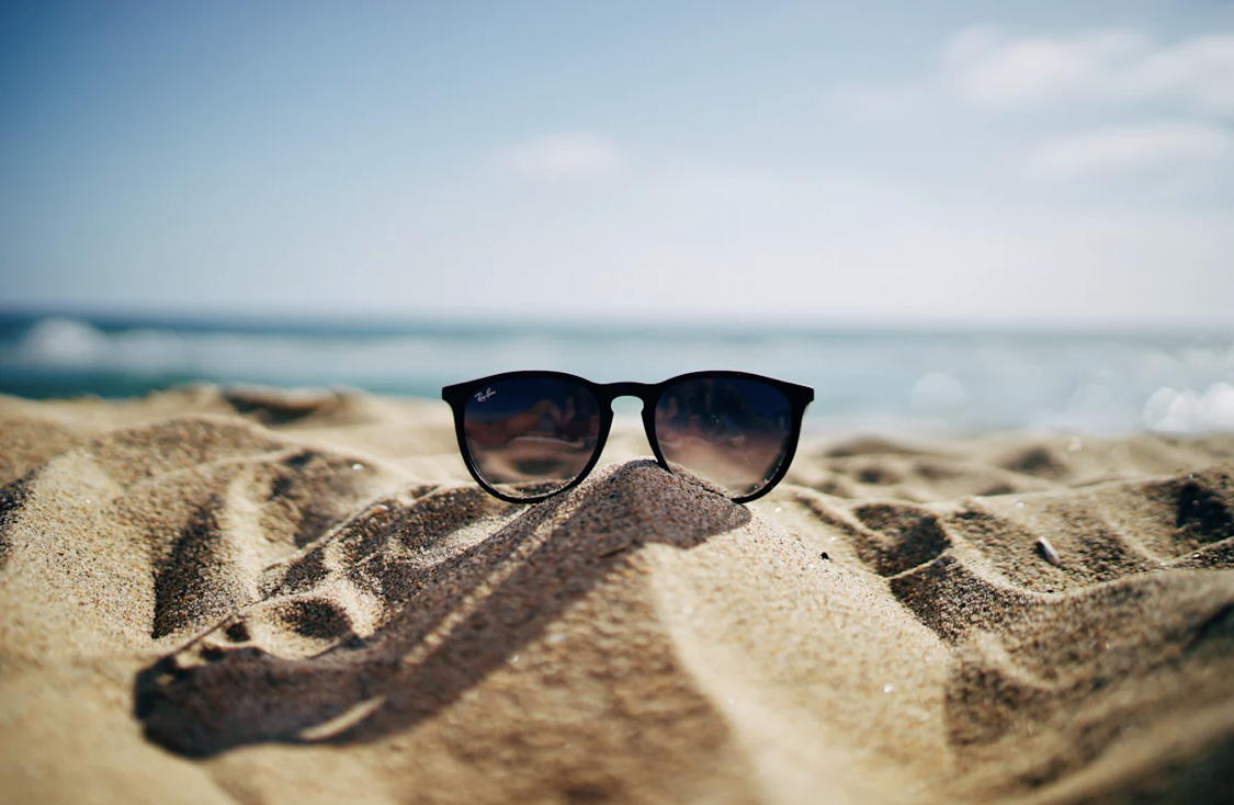 NWOSUDining's tweet photo. Happy July! ☀️ 
With orientation season upon us, we want to know what questions you have for us. 👇 Comment with your questions or message us. Check out our FAQ page on https://t.co/Ic1Afl80nz to learn more. https://t.co/wk2eqlaiQ3