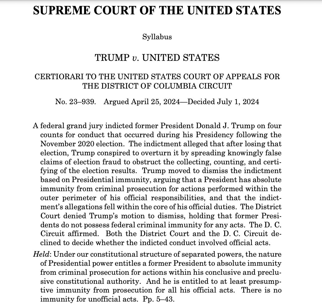 eixopolitico's tweet photo. 🇺🇸 URGENTE: Suprema Corte dos Estados Unidos determina que Donald Trump tem imunidade sobre atos oficiais feitos enquanto era presidente.

Decisão da Suprema Corte pode atingir a investigação relacionada ao 6 de Janeiro, quando apoiadores invadiram o Capitólio, e também sobre a tentativa de alterar o resultado no estado da Geórgia.