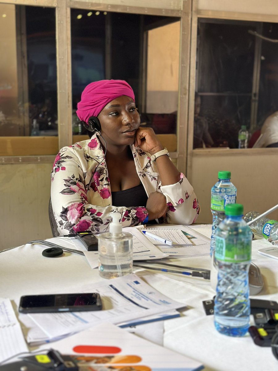mariamnaf's tweet photo. Actuellement à Somone au Sénégal nous parlons de #féminisme avec une quarantaine de participants venu de l’Afrique de l’Ouest et Centrale. @ONUFemmes @onufemmesmali #leadyouthfeminist https://t.co/hLHYsmGbr3