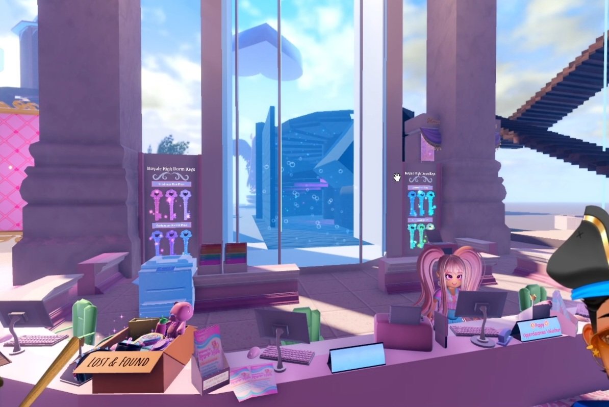 BumbleBiiz's tweet photo. Yesterday on @Vioncii 's 8 hour stream!! 😱 He worked very hard on Poppy's MANSION (aka the office). Can't wait to see the finished product! 🤩💕 MAKE SURE TO SLEEP VI!! 😫
#royalehigh #VionciiLIVE #royalehighbuilds #rh4 https://t.co/ZlCSlH1aFd