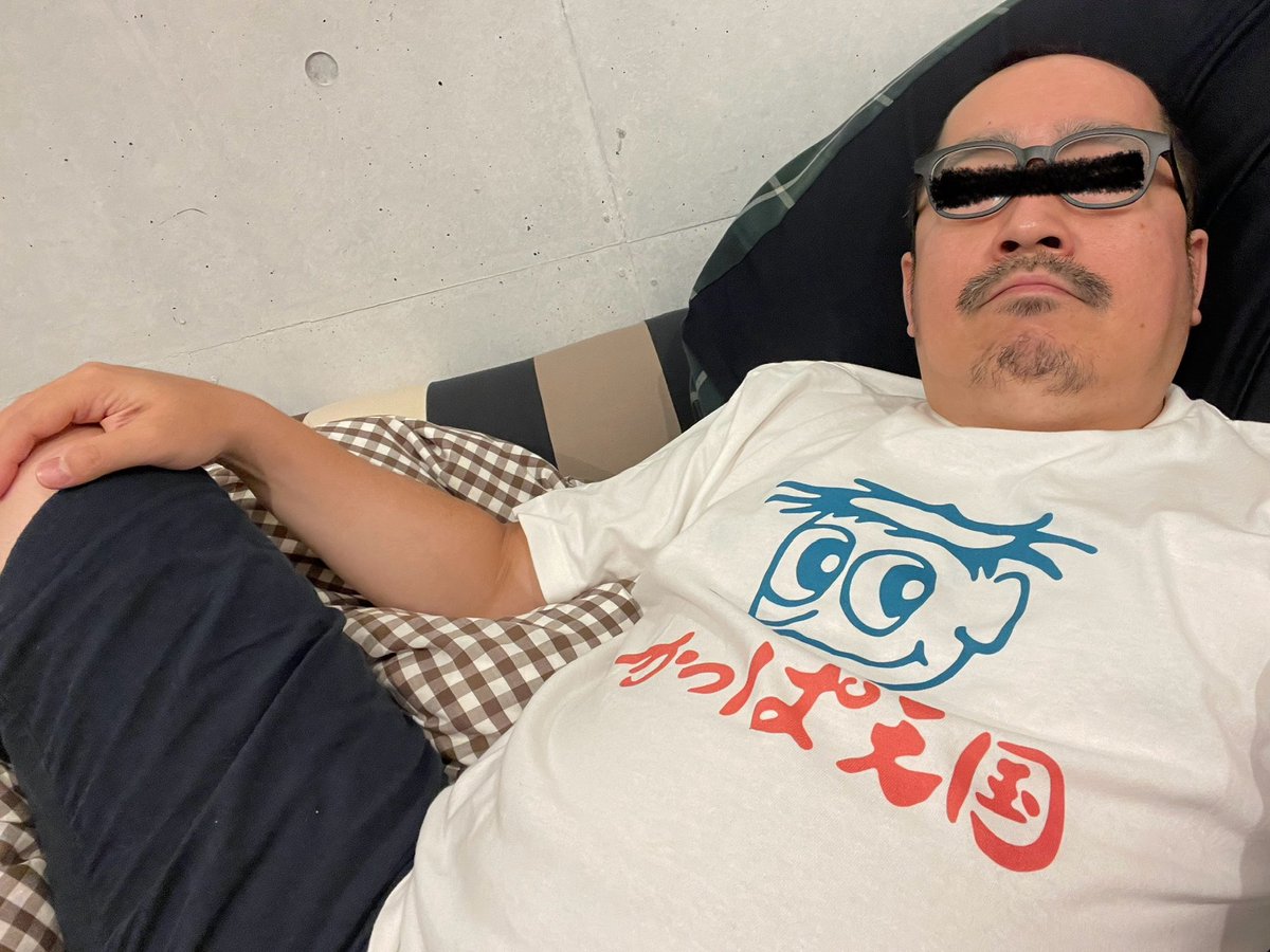 ura_mori_tomo's tweet photo. 朝6:00にタイマーでNHKがつきますが、今は非常に不愉快な政見放送で朝から嫌な気分になるので、オンタイマーを止めました。目覚ましだけで起きられるかな🤔おやすみなさい。 https://t.co/uMNOc4EPZ0