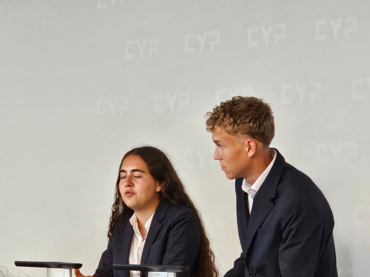 Yipsian1's tweet photo. @CEMETS_ETH  se inicia curso de verano sobre formación profesional. La ETP cubana muestra resultados sobre la Estrategia Docente Productiva https://t.co/v3JYdecPHt