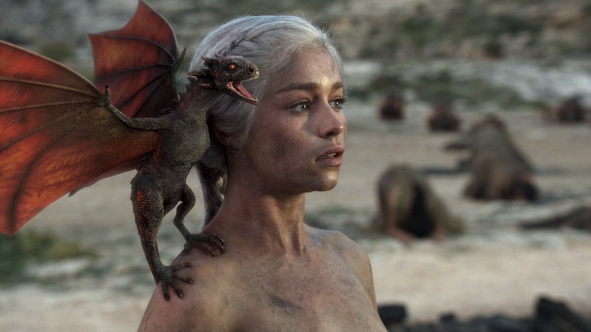 westerosies's tweet photo. #HouseOfTheDragon Episode 3 director Geeta Patel confirms that the three dragon eggs Rhaenyra gave to Rhaena are Daenerys’ dragons, Drogon, Rhaegal, and Viserion. 🐉

(via: @Forbes) https://t.co/Bb39kGS3Tv