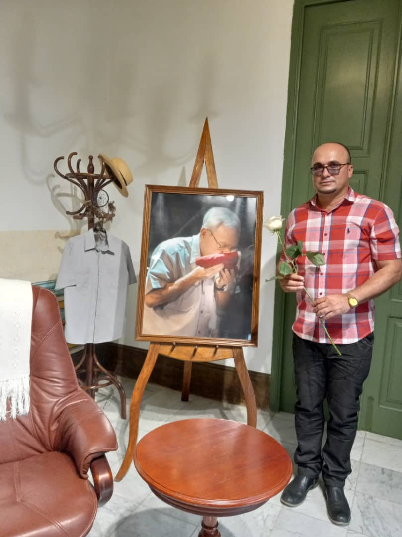 Muchas felicidades a nuestro miembro del Buró Roilan Rodrigues en el día del Historiador .#LaHabanaViveEnMí