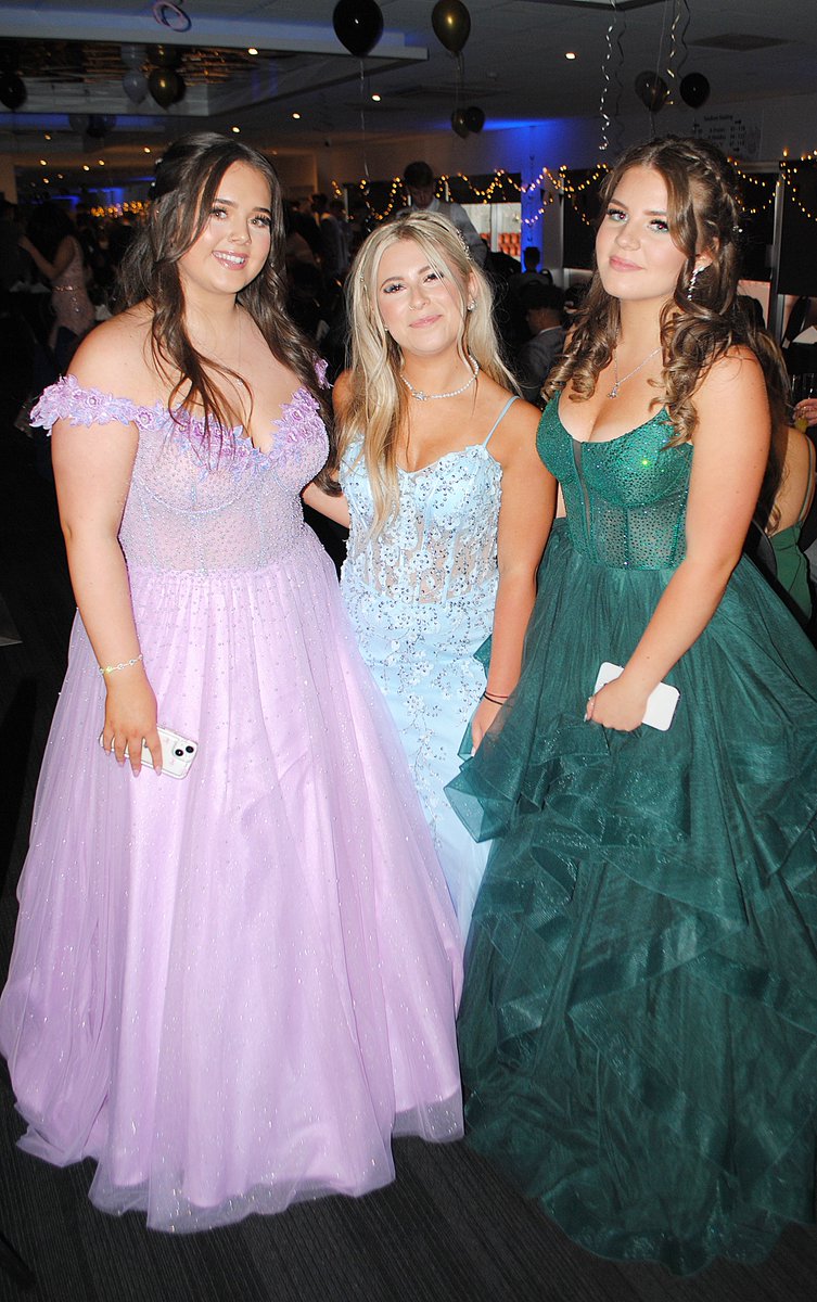 Gracie M, Brooke-Leigh K and Kaitlin B - PROM 2024 🎉🪩 #teamarmfield 🩵