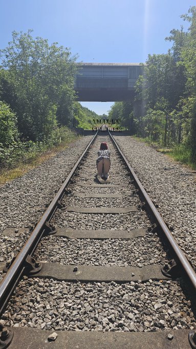 You find me like this what you doing https://t.co/H351KPCgWz