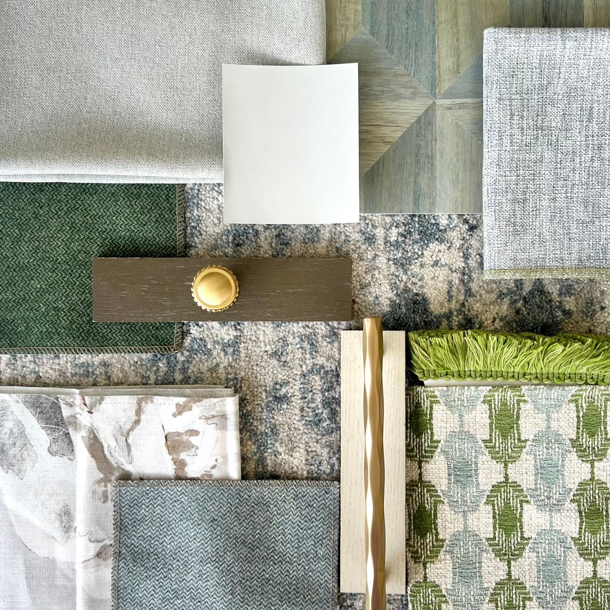 nainteriors's tweet image. The perfect way to incorporate the color green into your design 💚⁠
⁠
Like if you enjoy this inspirational vignette curated by Lydia, one of our Junior Designers!⁠
⁠
⁠
#interiordesigninspiration #interiordesignideas #luxuryliving #interiors ⁠
#dallas #designer #summer