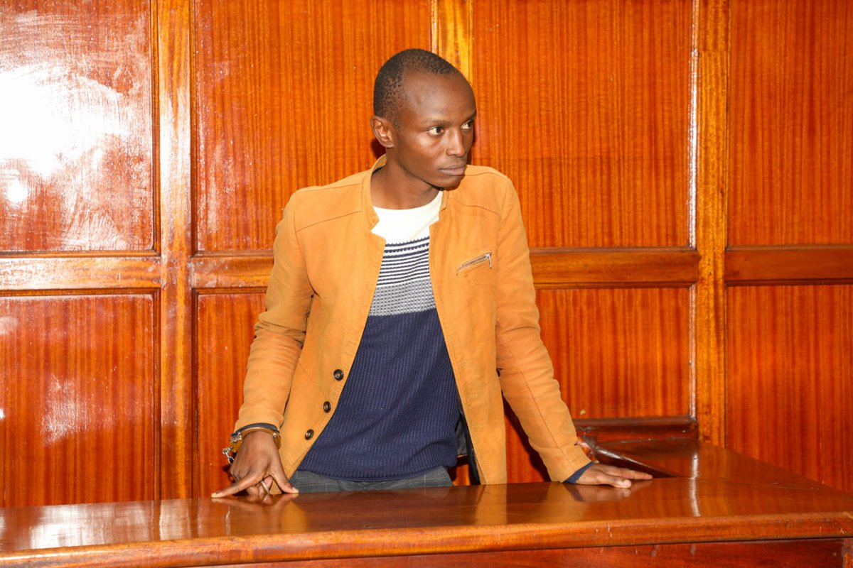 omwambaKE's tweet photo. BREAKING NEWS
Stephen Mokogi Nyarenchi has been charged with unlawful entry into Parliament by climbing over the fence and allegedly Stealing the Mace at Milimani Law Courts! https://t.co/2WzRT4cdt7