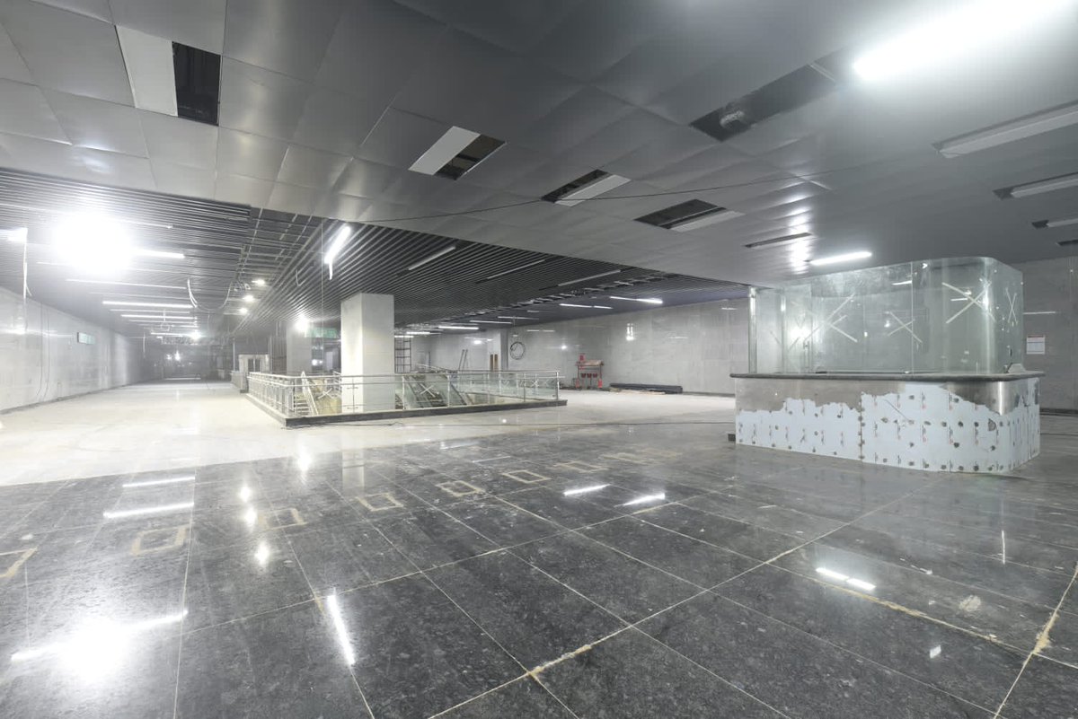MumbaiMetro3's tweet photo. #Siddhivinayak #Shitladevi https://t.co/NnZ4SmIM3f