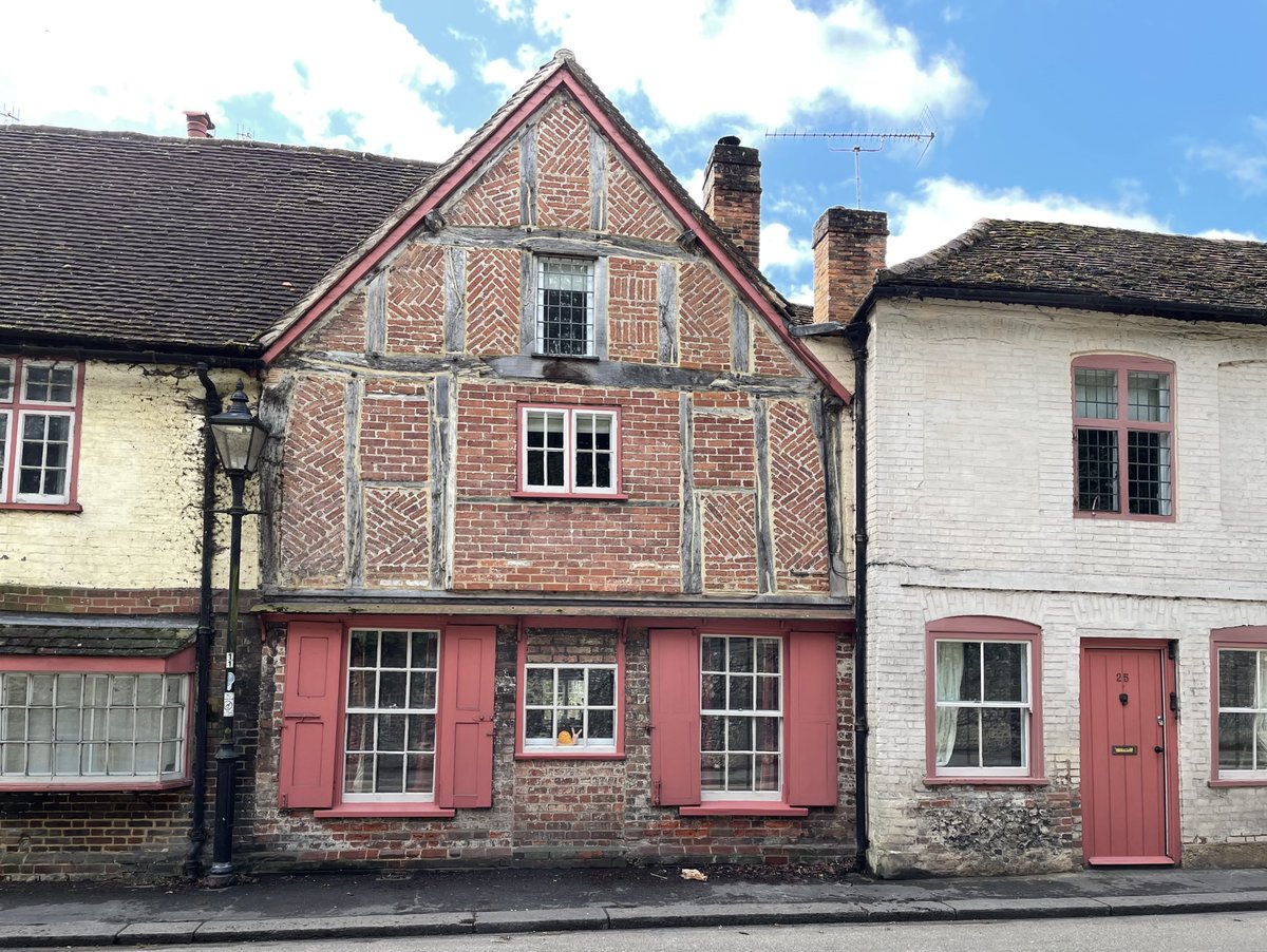Tucked away in the Wye Valley is a unique 18th century Italian-inspired Chilterns landscape, built to impress and entertain.
Beside which a tiny village creeps up the hill towards the biggest show-off structure in the region; an 18th century mausoleum. 
➡️shorturl.at/wYemT