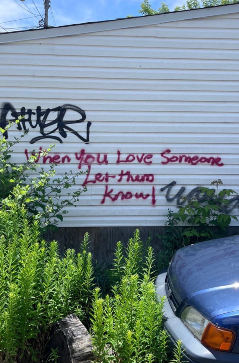 Taking a moment to thank all our subscribers, patrons, advertisers, delivery volunteers, staff and contributors who help make our big little newspaper a reality.

Love is community 🩷