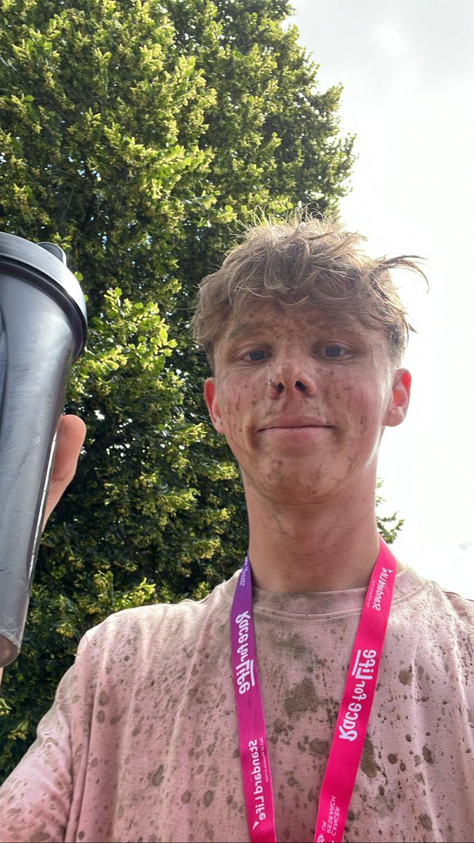 Big shout out to my main man for completing yesterday's 🏃‍♂️Pretty Muddy #Raceforlife  fundraiser for cancerresearchuk.org
Still time to show your support fundraise.cancerresearchuk.org/page/matthews-…