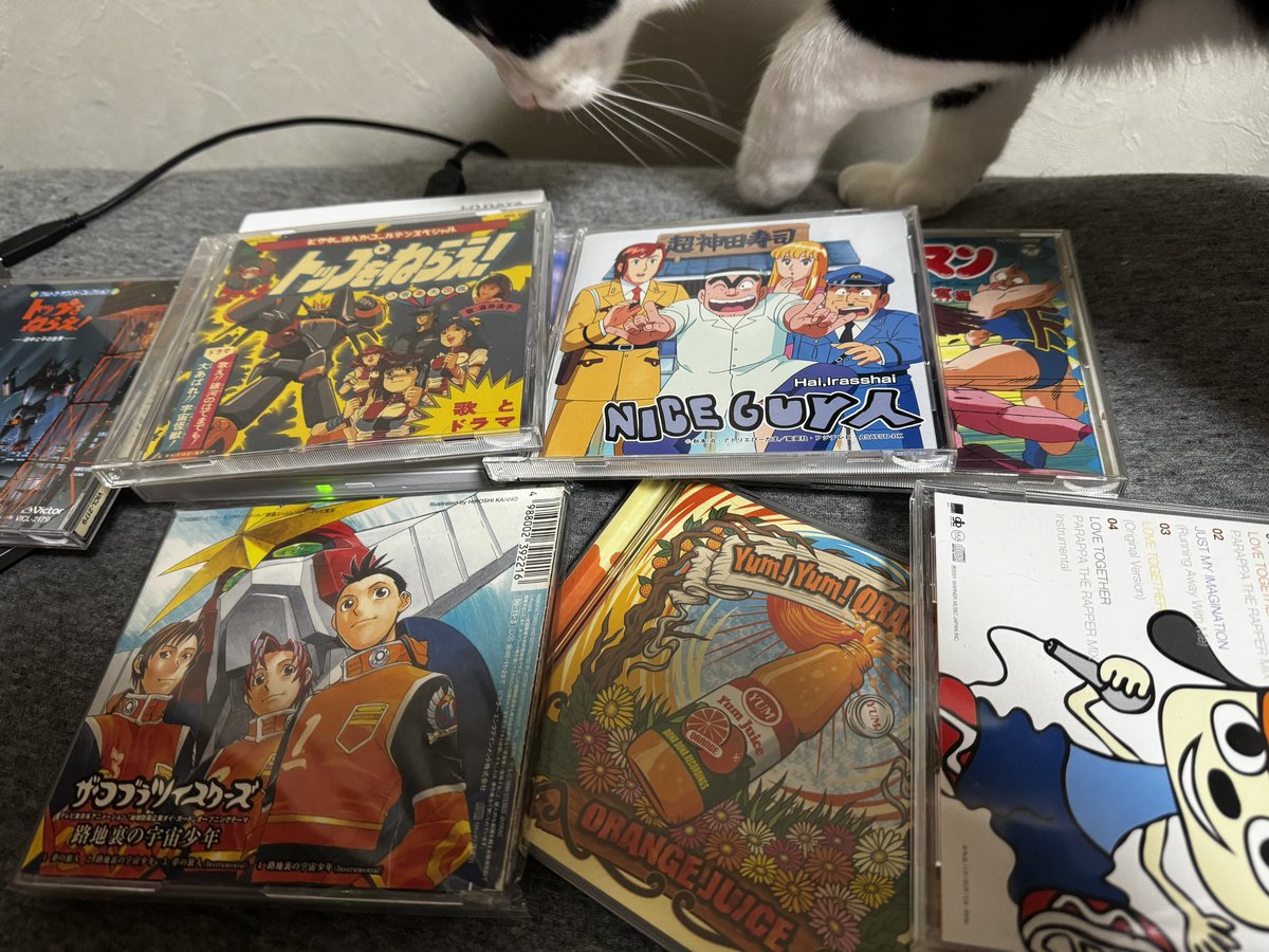 今度とあるイベントでDJをするのですが今まで8cmCDのみでプレイしてい